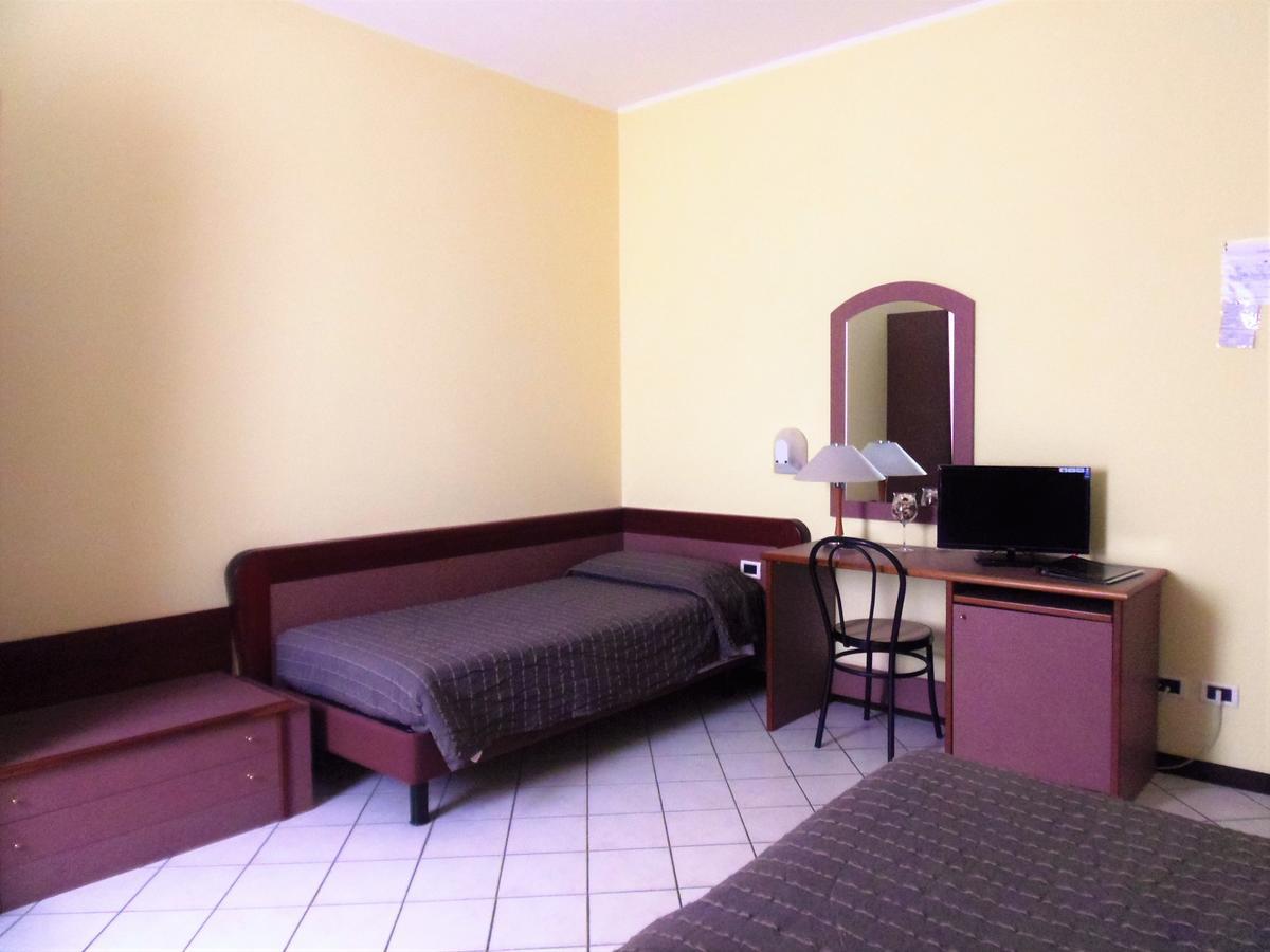 Albergo Sirena Bazzano ภายนอก รูปภาพ